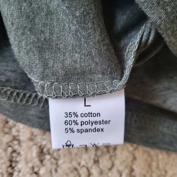 Women's "In My Mama Era" Scoop Neck T-Shirt - Gray - Size L - NWOT - Picture 7 of 8